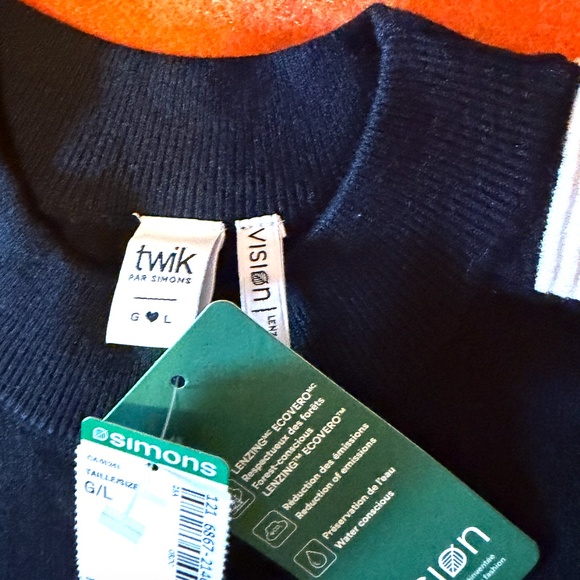 Black, burnt orange and white motorcycle ribbed stripes sweater NWT - Picture 7 of 9